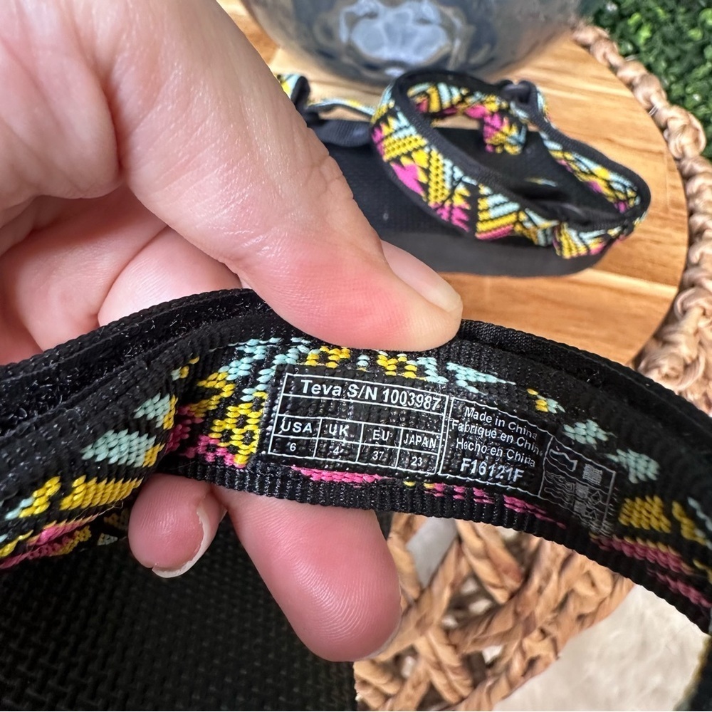 Teva nwt - Picture 11 of 13